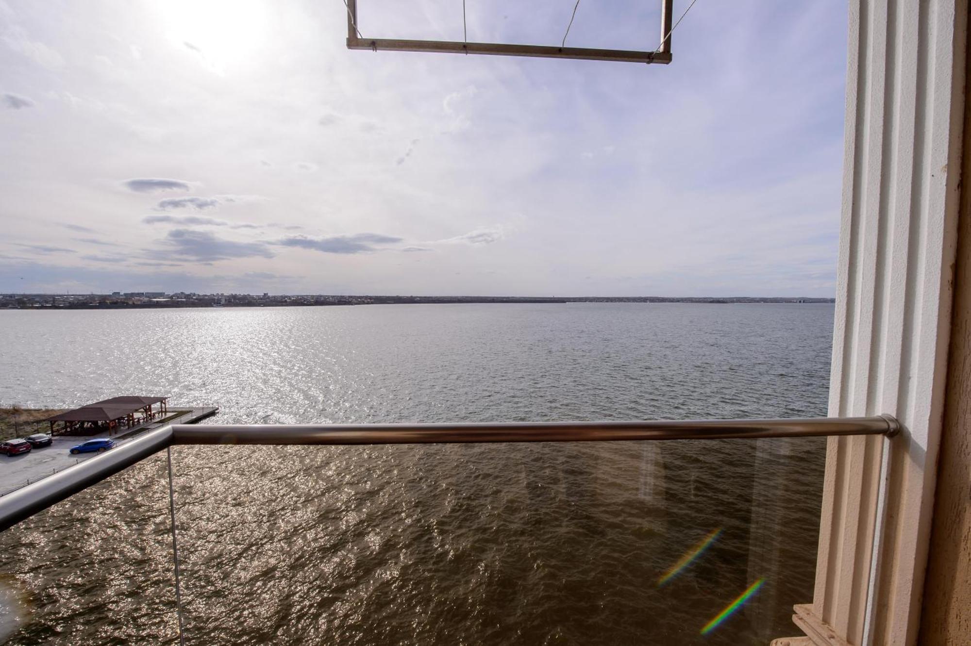 Solid Residence Mamaia Kültér fotó